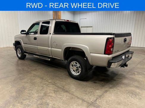Used 2004 Chevrolet Silverado 2500 LS image 6
