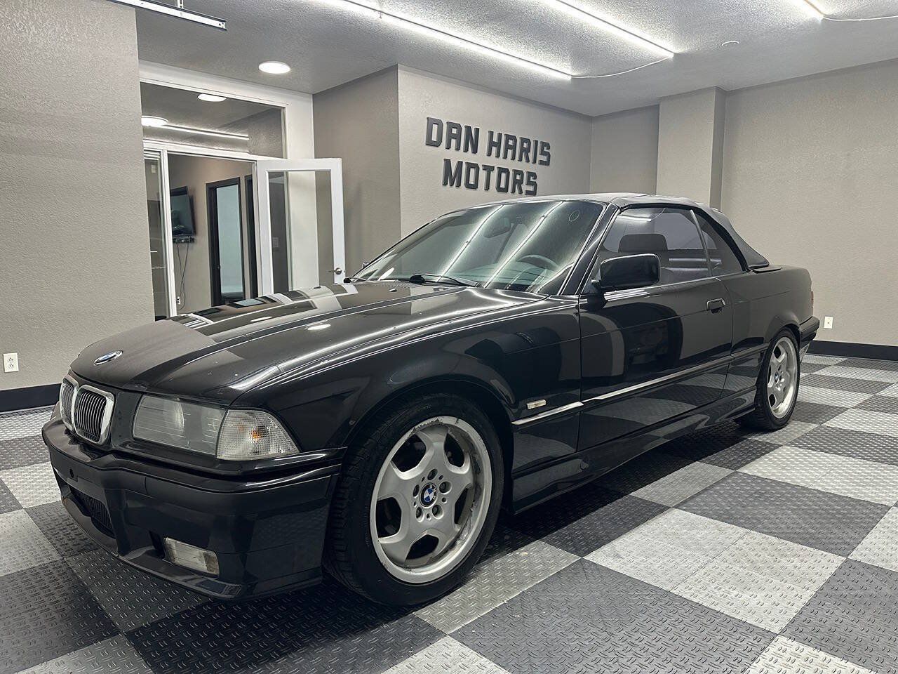Used 1997 BMW 328i Convertible RWD image 14