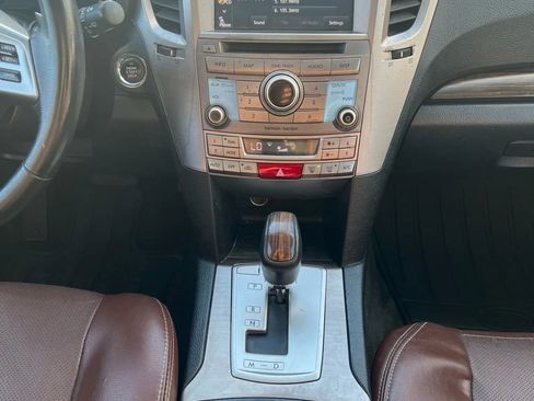 Used 2014 Subaru Outback 2.5i Limited image 12