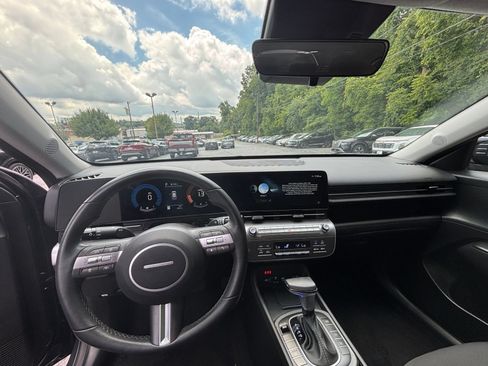 Used 2026 Hyundai Kona SEL Sport FWD image 29