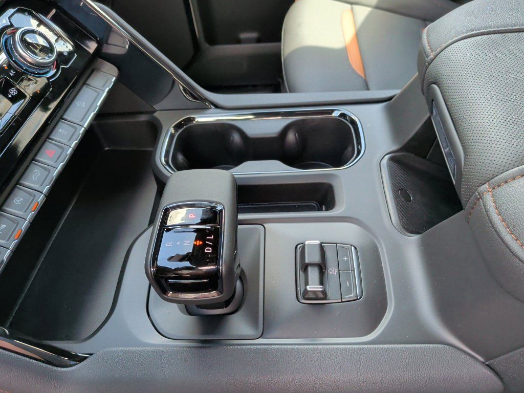 New 2026 GMC Sierra 1500 AT4 w/ AT4 Premium Package AWD/4WD image 33