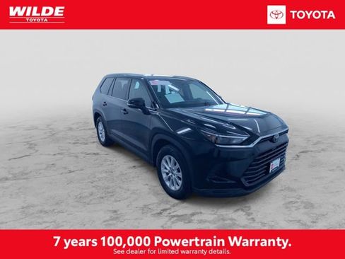 Certified 2025 Toyota Grand Highlander AWD image 3