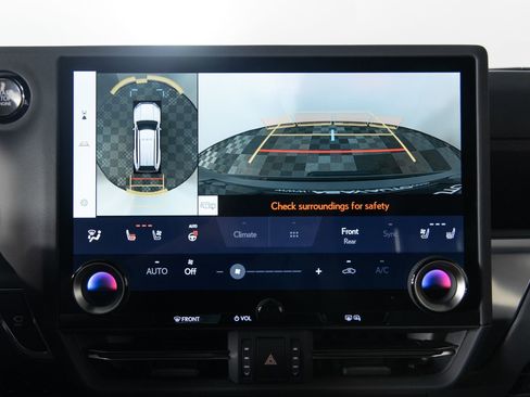 Used 2025 Lexus GX 550 image 38