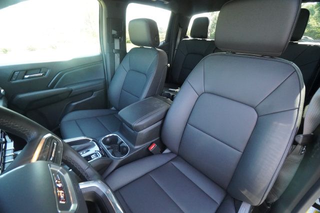 Used 2026 GMC Canyon Elevation w/ Convenience Package RWD image 18