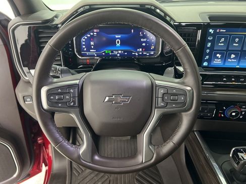 Used 2024 Chevrolet Silverado 1500 LT Trail Boss w/ Convenience Package II image 10