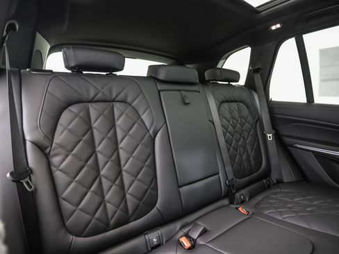 Used 2026 BMW X5 xDrive50e w/ Climate Comfort Package AWD/4WD image 28