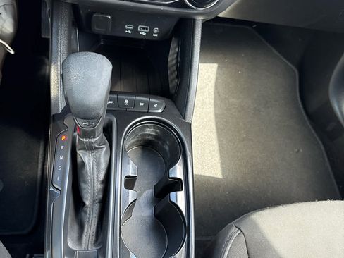 Used 2023 Chevrolet TrailBlazer LT w/ Convenience Package FWD image 23