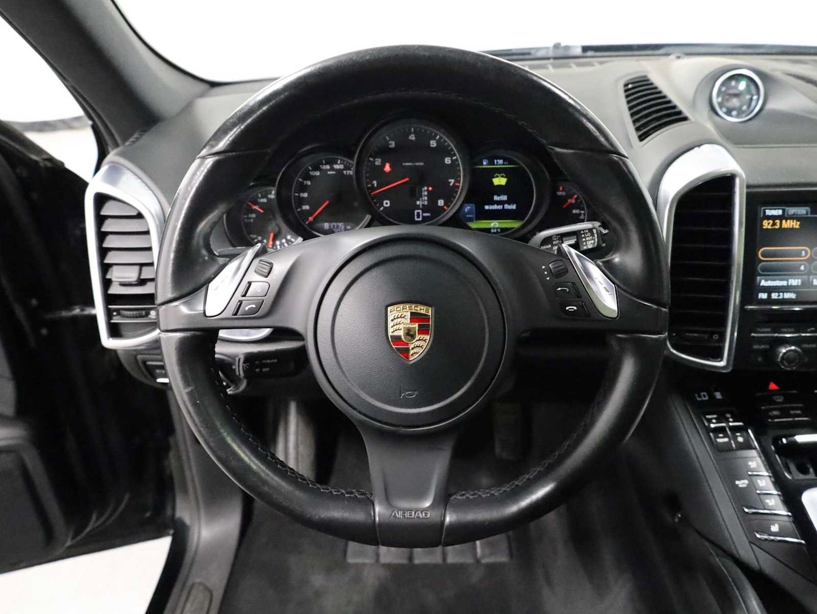 Used 2014 Porsche Cayenne Platinum Edition AWD/4WD image 25