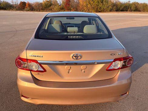 Used 2011 Toyota Corolla LE image 57