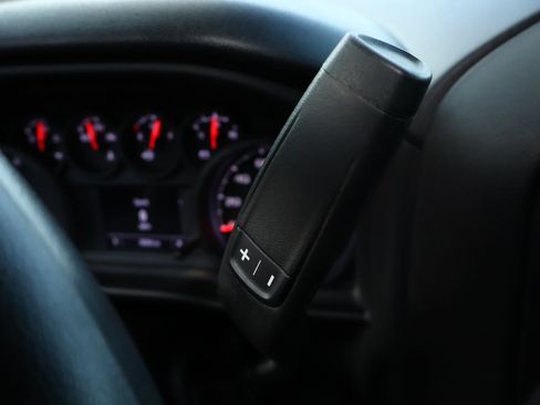 Used 2025 Chevrolet Silverado 1500 W/T RWD image 11