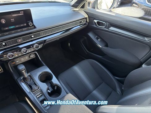 Certified 2025 Honda Civic Sport image 15
