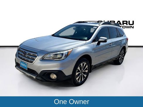 Used 2017 Subaru Outback 2.5i Limited image 3