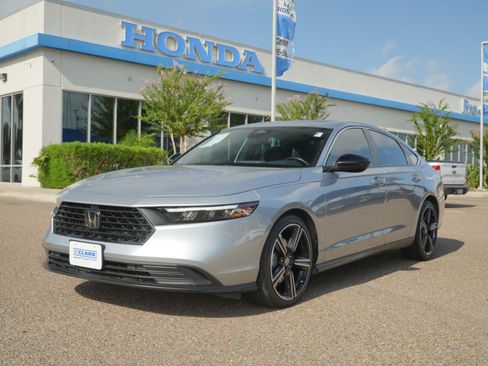 Used 2023 Honda Accord Sport image 1
