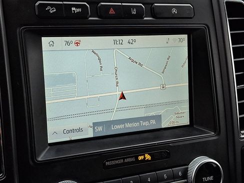 Used 2020 Ford Expedition Limited image 19