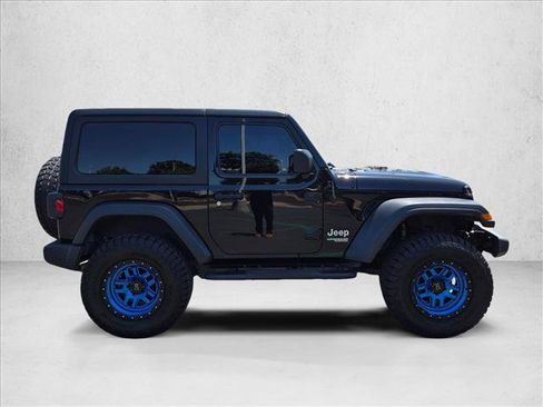 Used 2020 Jeep Wrangler Sport AWD/4WD image 4