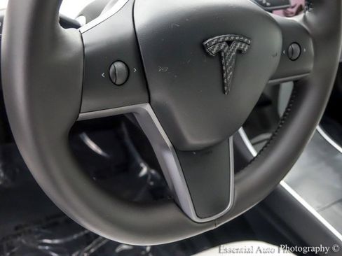 Used 2020 Tesla Model 3 Standard Range Plus image 11