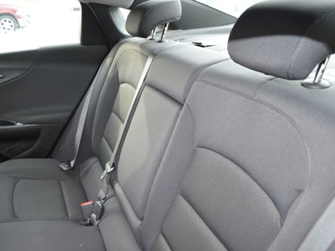Used 2022 Chevrolet Malibu LT FWD image 13