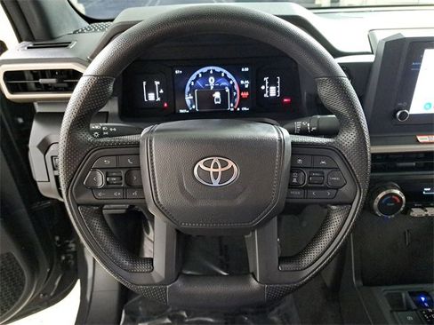 Used 2025 Toyota Tacoma SR image 26