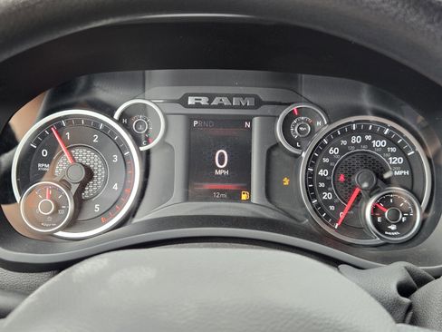 New 2026 RAM 2500 Tradesman AWD/4WD image 12