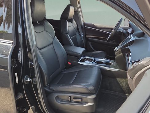 Used 2018 Acura MDX SH-AWD image 17