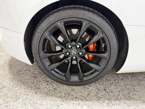 Used 2018 Lexus LC 500 Coupe w/ Touring Package RWD image 36