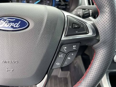 Certified 2024 Ford Edge ST-Line AWD/4WD image 12