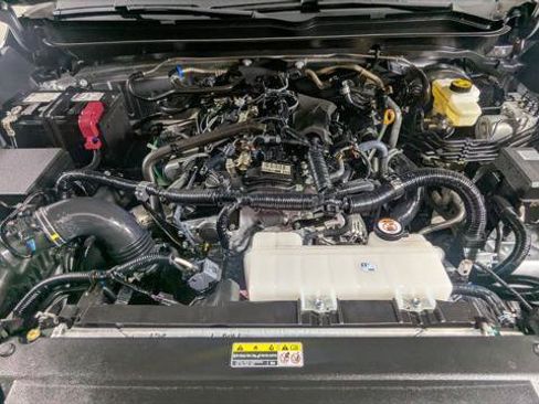 Used 2025 Toyota Tacoma SR RWD image 32