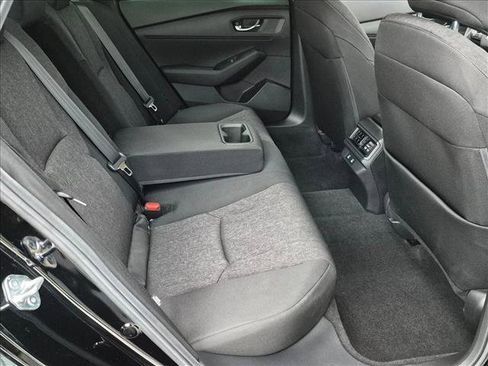 Used 2025 Honda Accord LX image 19
