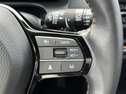 Used 2024 Honda HR-V Sport image 18