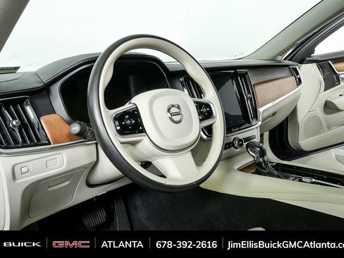 Used 2019 Volvo V90 T5 Inscription w/ Protection Package Premier image 4