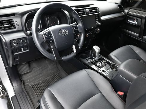 Used 2024 Toyota 4Runner TRD Off-Road Premium AWD/4WD image 22