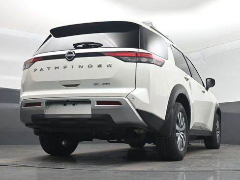 Used 2024 Nissan Pathfinder SL image 54