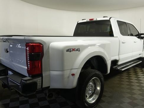 Certified 2023 Ford F450 Lariat AWD/4WD image 3