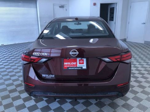 Used 2025 Nissan Sentra SV image 14