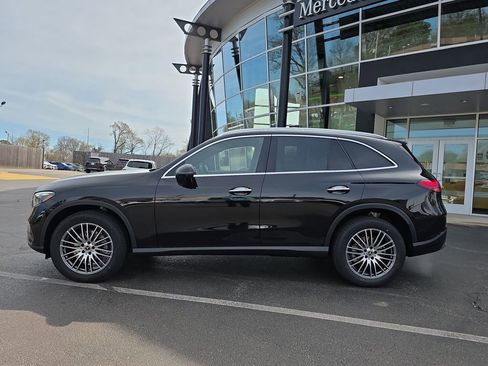New 2026 Mercedes-Benz GLC 300 4MATIC image 2