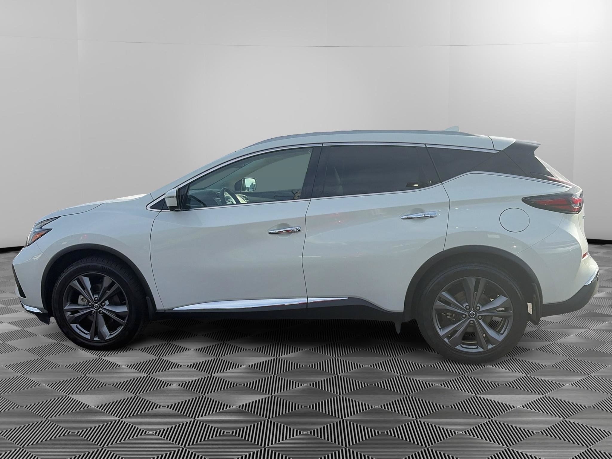 Used 2020 Nissan Murano Platinum AWD/4WD image 4