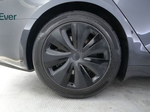 Used 2024 Tesla Model S image 22