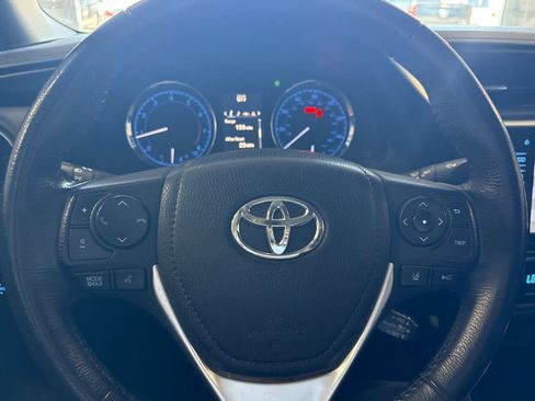 Used 2018 Toyota Corolla SE w/ Carpet Mat Package (TMS) FWD image 25