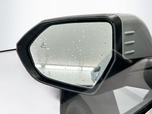 Used 2025 Hyundai Kona SEL AWD/4WD image 16