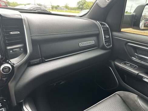 Used 2022 RAM 1500 Laramie w/ Sport Appearance Package image 32