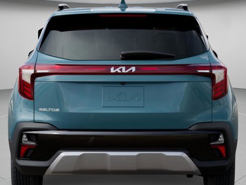 New 2026 Kia Seltos EX FWD image 23