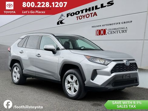 Certified 2019 Toyota RAV4 LE AWD/4WD image 1