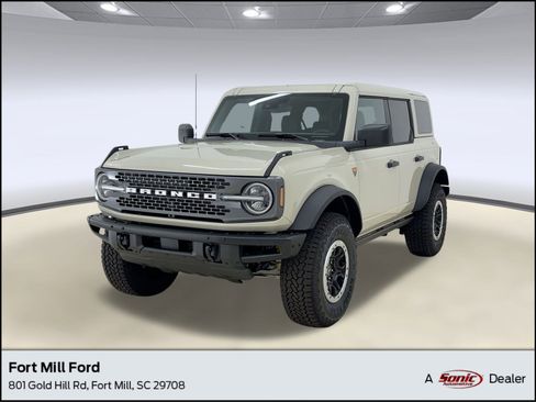 New 2025 Ford Bronco Badlands w/ Sasquatch Package image 1