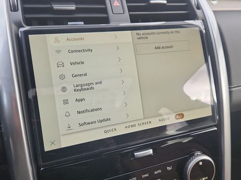 New 2026 Land Rover Discovery Limited Edition AWD/4WD image 28