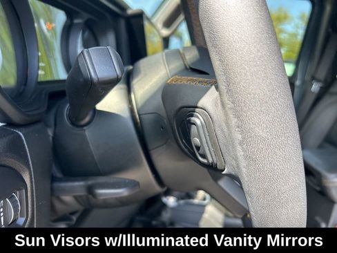 Used 2024 Jeep Wrangler Willys image 40