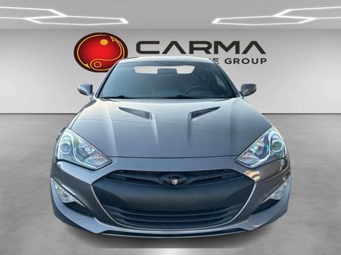 Used 2013 Hyundai Genesis 3.8 RWD image 8