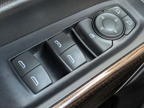 Used 2019 Chevrolet Silverado 1500 LT w/ All-Star Edition AWD/4WD image 23