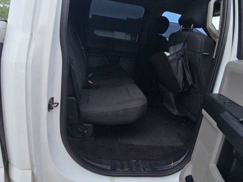 Used 2017 Ford F150 XL w/ Equipment Group 101A Mid AWD/4WD image 3