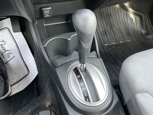 Used 2013 Honda Fit image 21