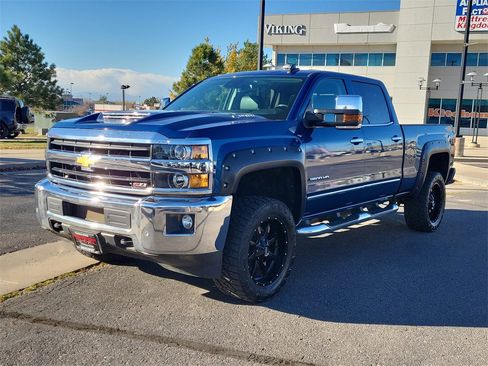 Used 2018 Chevrolet Silverado 2500 LTZ w/ Duramax Plus Package image 9